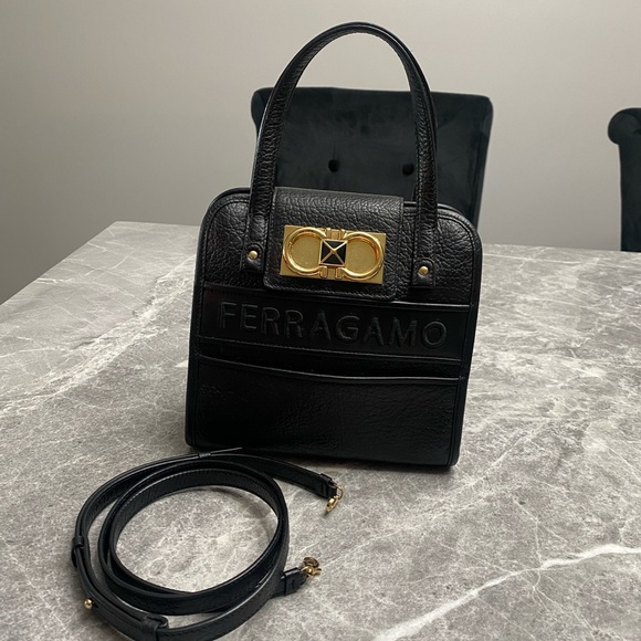 Salvatore Ferragamo Iconic Ganchini bag - Picture 7 of 7
